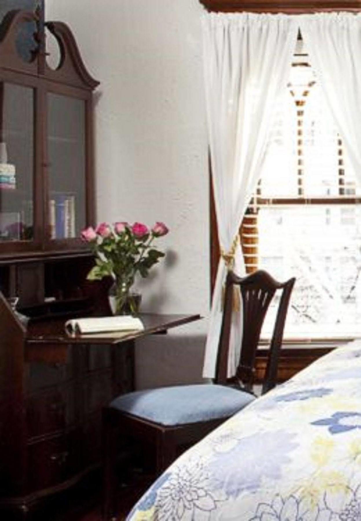 American Guest House, A Dc