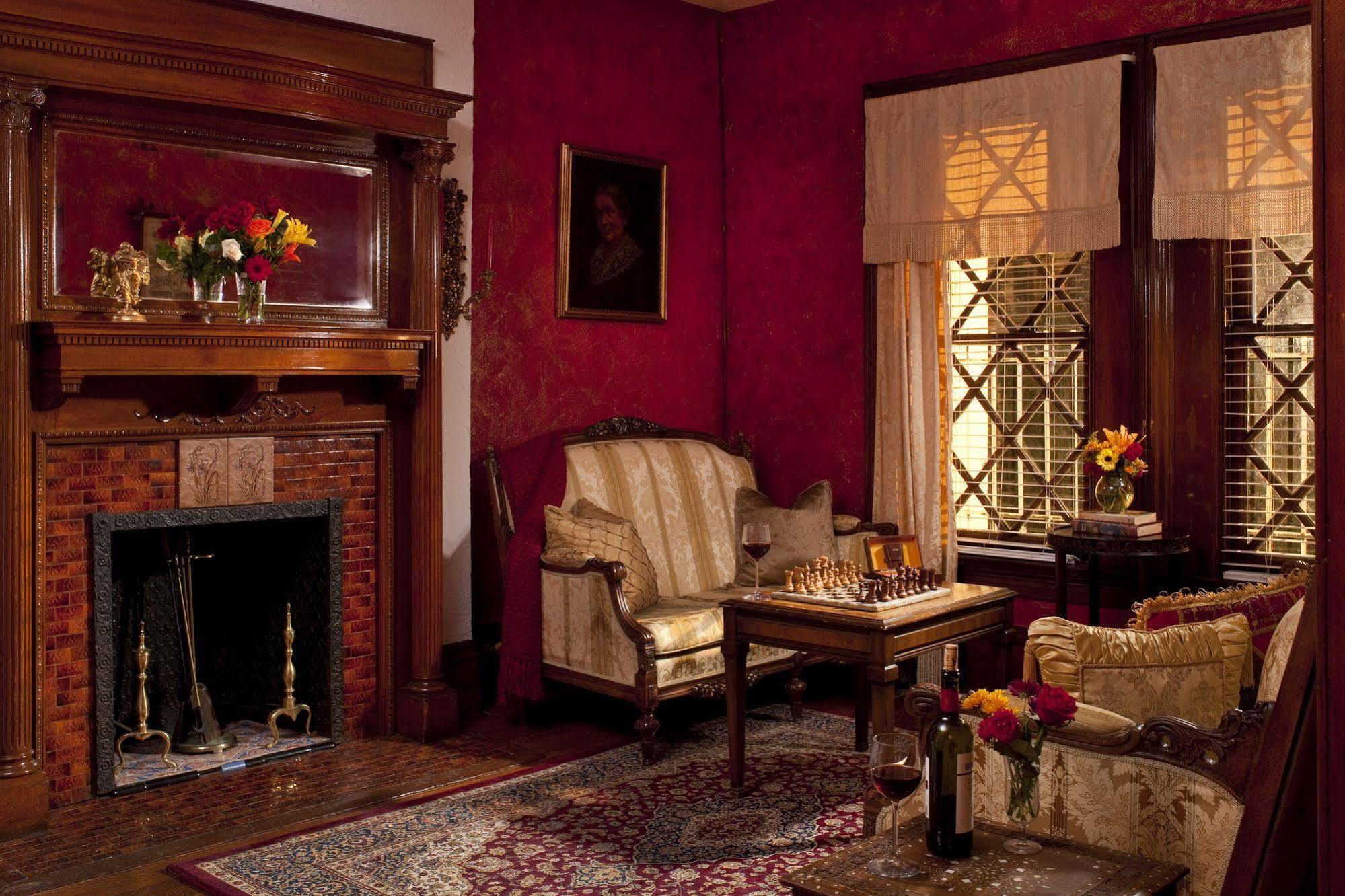 American Guest House, A Dc