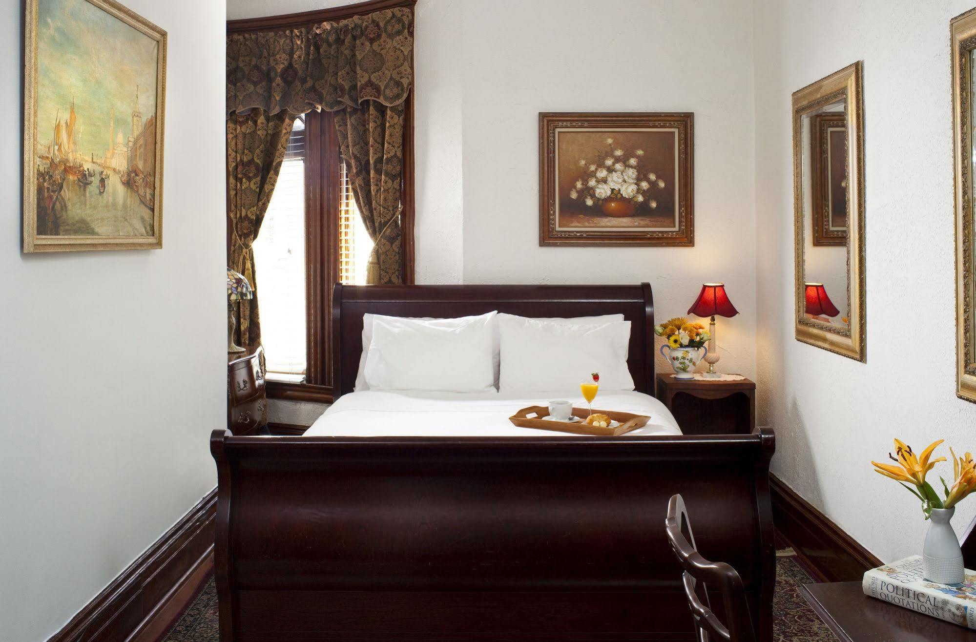 American Guest House, A Dc Locanda