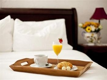American Guest House, A Dc Washington